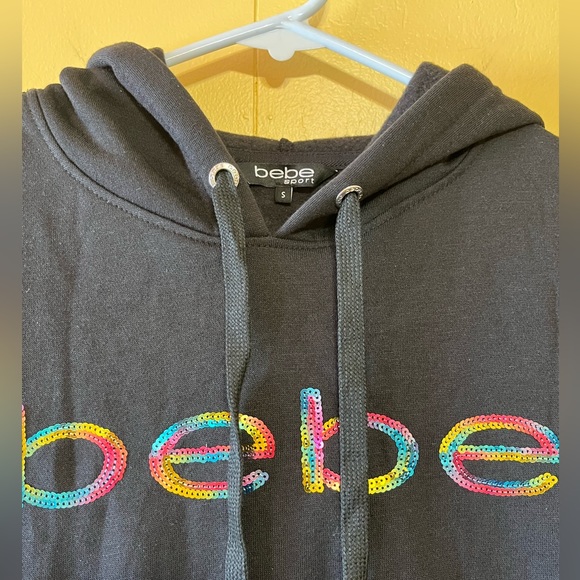 NWT Bebe pullover with two front pockets - Picture 4 of 10